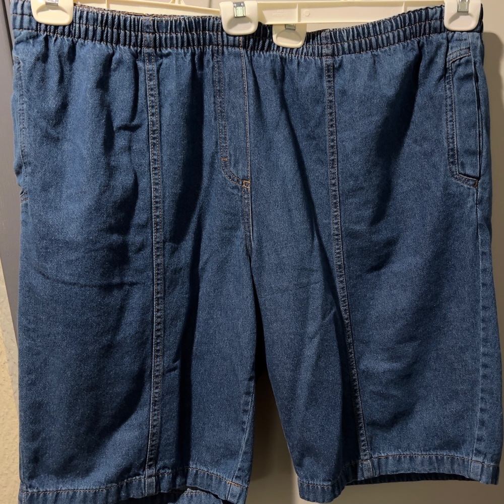 JEANS WOMEN Size 24 BERMUDA SHORTS ELASTIC WAIST